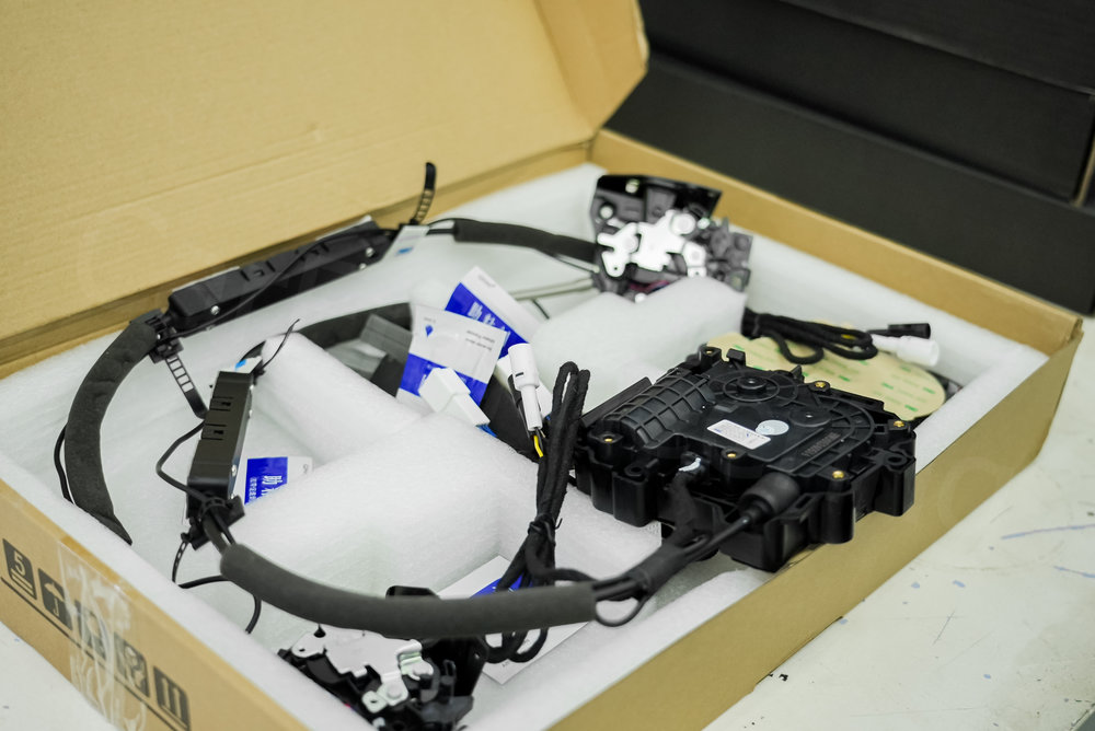 Доводчики для Лексус ТХ из КарИнжиниринг